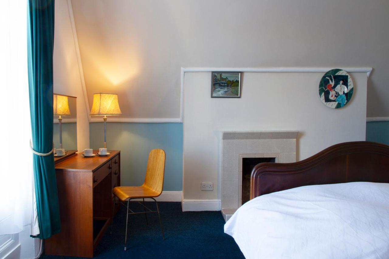 Bed & Breakfast Square Tree House Liverpool